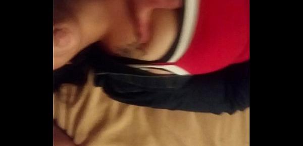  Watch a 5 foot bitch swollow 10 inch cock